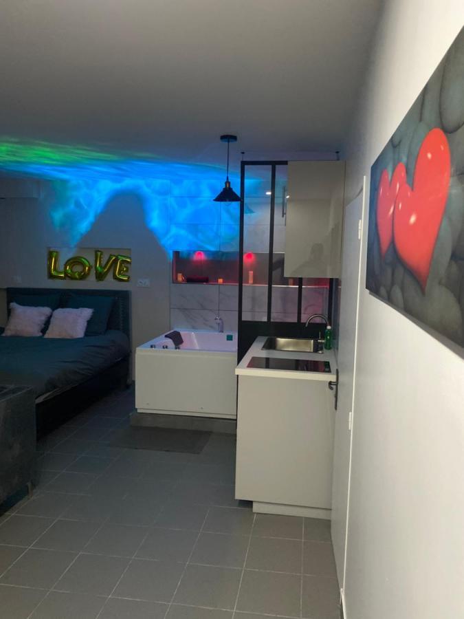 Apartment Lov'spa Fleury-Merogis